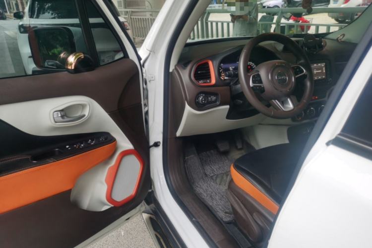 Used Jeep Renegade 2016 1.4T Automatic Jingneng Version+ Driver Seat