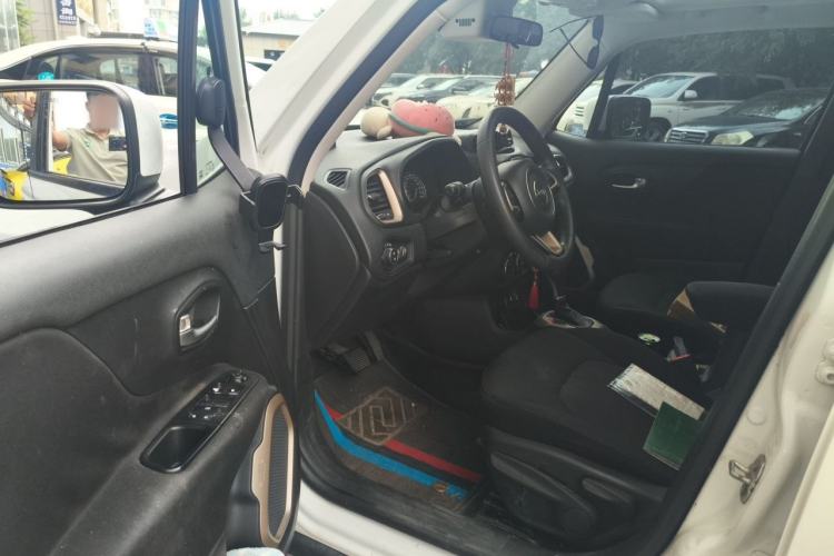 Used Jeep Renegade 2016 1.4T Automatic Jingneng Version+ Driver Seat