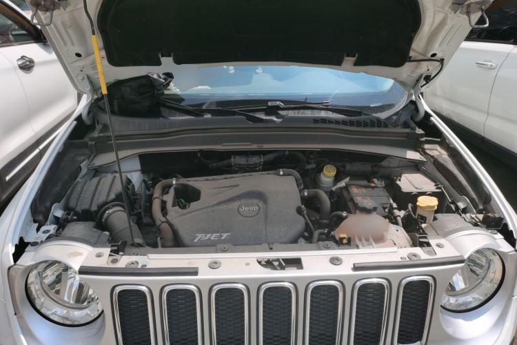 Used Jeep Renegade 2016 1.4T Automatic Smart Edition Engine Bay
