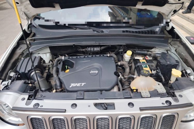 Used Jeep Renegade 2016 1.4T Automatic Smart Edition Engine Bay