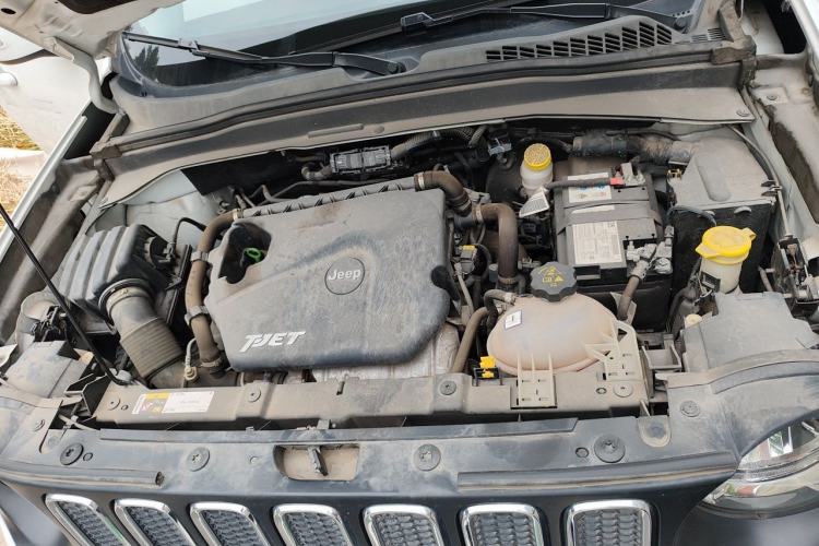 Used Jeep Renegade 2016 1.4T Automatic Jingneng Version+ Engine Bay