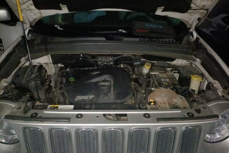 Used Jeep Renegade 2016 1.4T Automatic Smart Edition Engine Bay