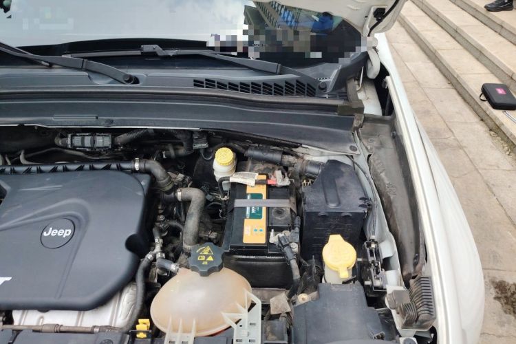 Used Jeep Renegade 2016 1.4T Automatic Smart Edition Engine Bay Left