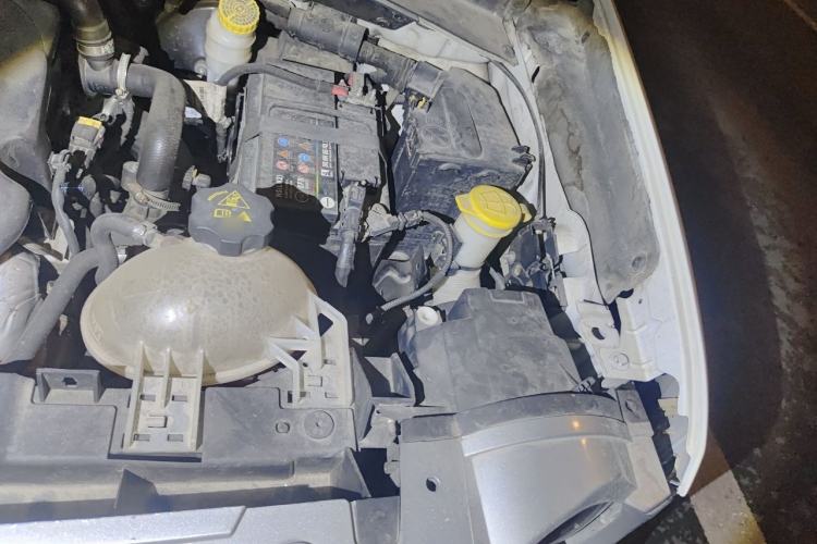 Used Jeep Renegade 2016 1.4T Automatic Smart Edition Engine Bay Left