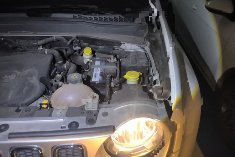 Used Jeep Renegade 2016 1.4T Automatic Smart Edition Engine Bay Left