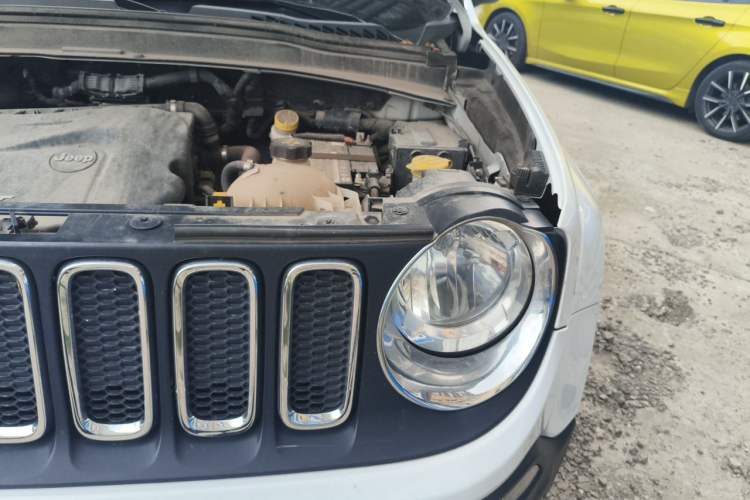 Used Jeep Renegade 2016 1.4T Automatic Jingneng Version+ Engine Bay Left