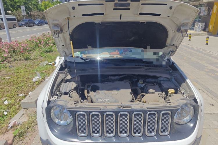 Used Jeep Renegade 2016 1.4T Automatic Jingneng Version+ Engine Bay