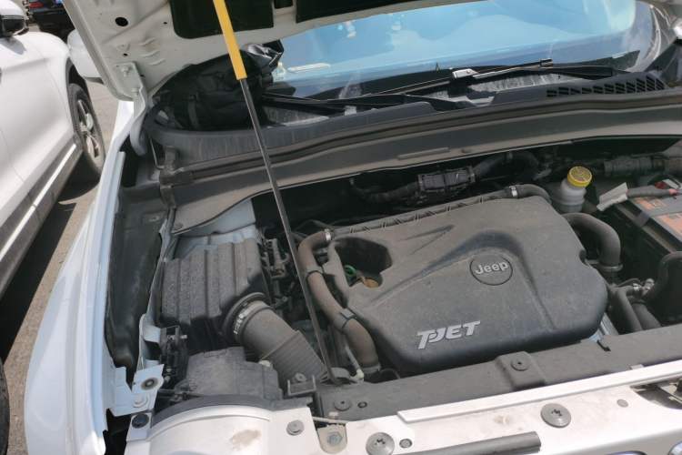 Used Jeep Renegade 2016 1.4T Automatic Smart Edition Engine Bay Right