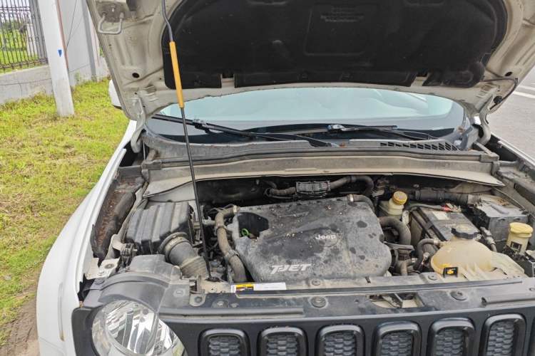 Used Jeep Renegade 2016 1.4T Automatic Jingneng Version+ Engine Bay Right