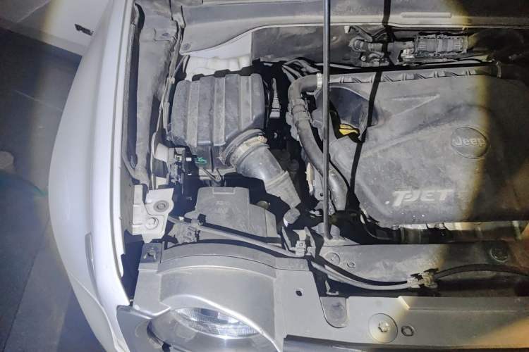 Used Jeep Renegade 2016 1.4T Automatic Smart Edition Engine Bay Right