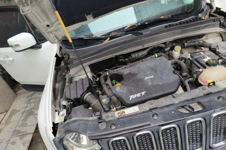 Used Jeep Renegade 2016 1.4T Automatic Jingneng Version+ Engine Bay Right