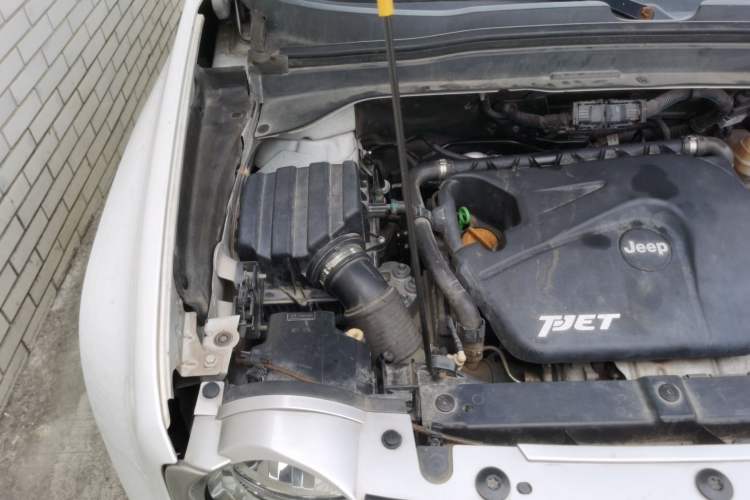 Used Jeep Renegade 2016 1.4T Automatic Smart Edition Engine Bay Right