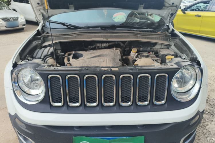 Used Jeep Renegade 2016 1.4T Automatic Jingneng Version+ Engine Bay