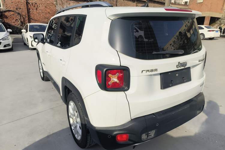 Used Jeep Renegade 2016 1.4T Automatic Jingneng Version+ Exterior 2