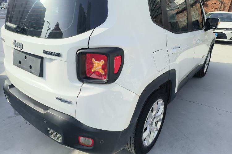 Used Jeep Renegade 2016 1.4T Automatic Jingneng Version+ Exterior 3