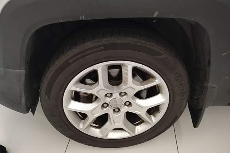 Used Jeep Renegade 2016 1.4T Automatic Jingneng Version+ Exterior 4