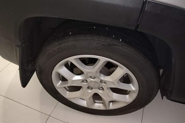 Used Jeep Renegade 2016 1.4T Automatic Jingneng Version+ Exterior 5
