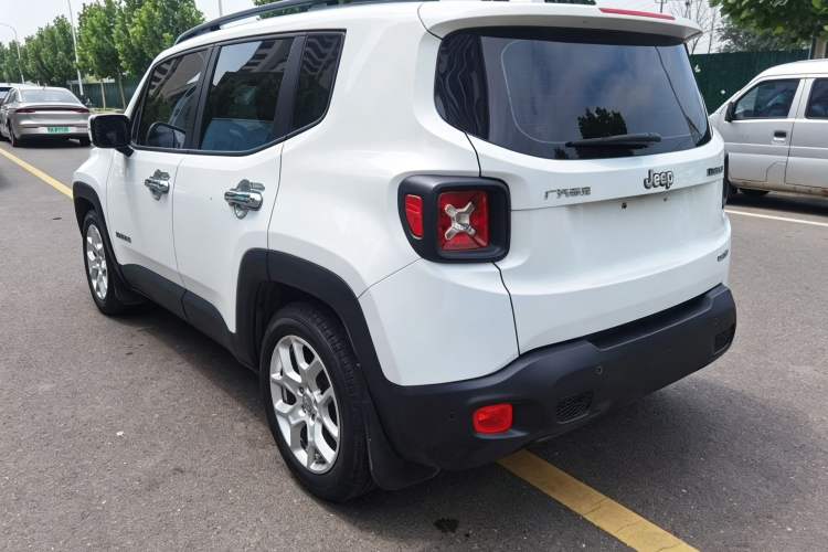 Used Jeep Renegade 2016 1.4T Automatic Jingneng Edition Exterior 6