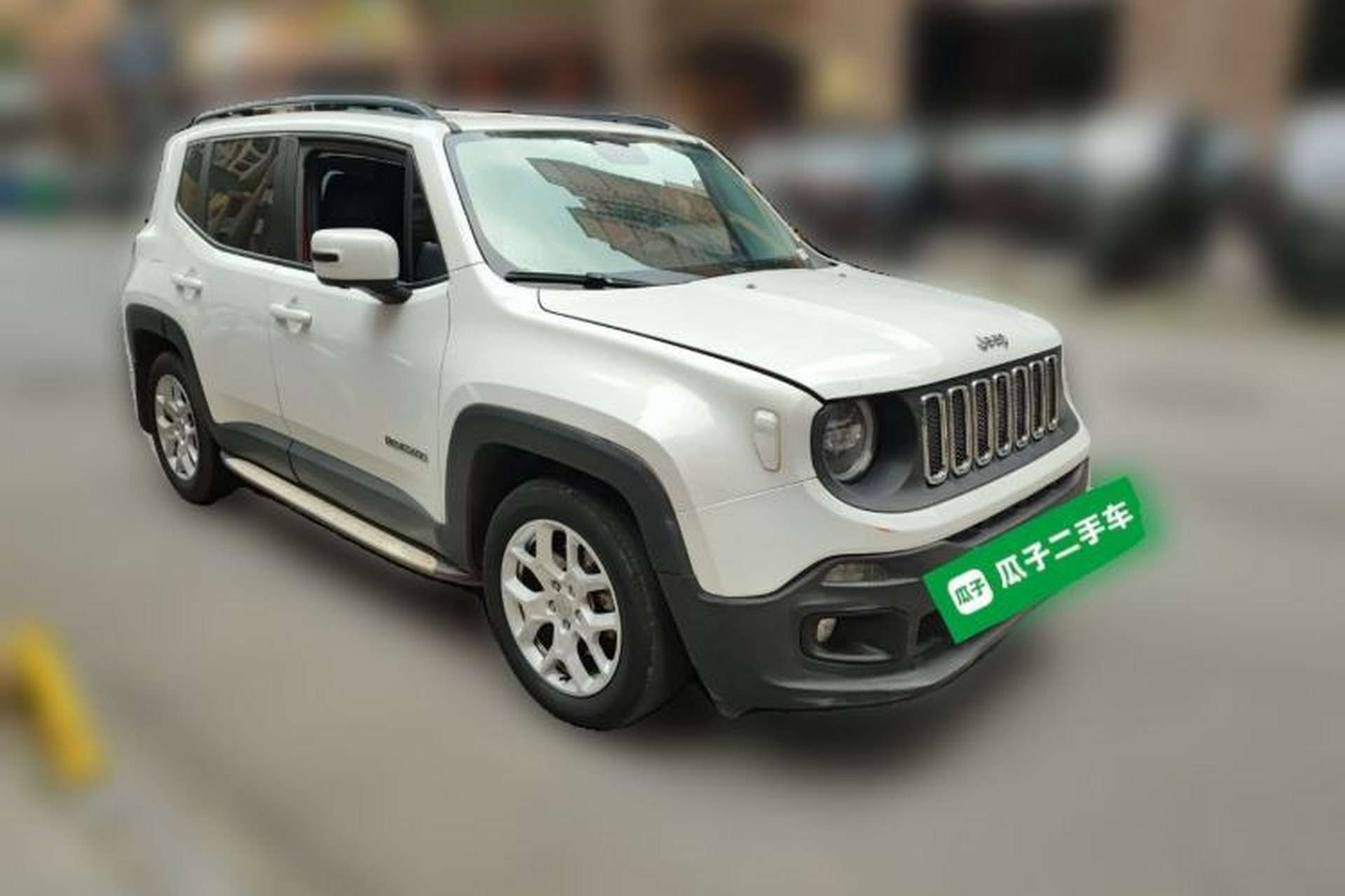 Used Jeep Renegade 2016 1.4T Automatic High-Energy Version Front Right 45 Deg