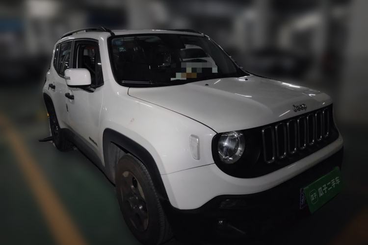 Used Jeep Renegade 2016 1.4T Automatic Kinetic Edition Front Right 45 Deg