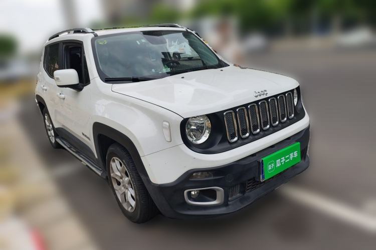 Used Jeep Renegade 2016 1.4T Automatic Jingneng Version+ Front Right 45 Deg