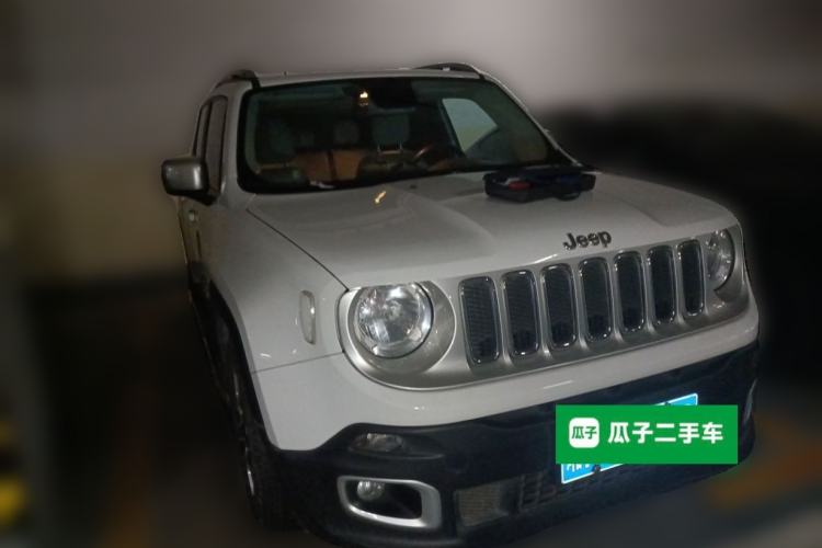 Used Jeep Renegade 2016 1.4T Automatic Smart Edition Front Right 45 Deg