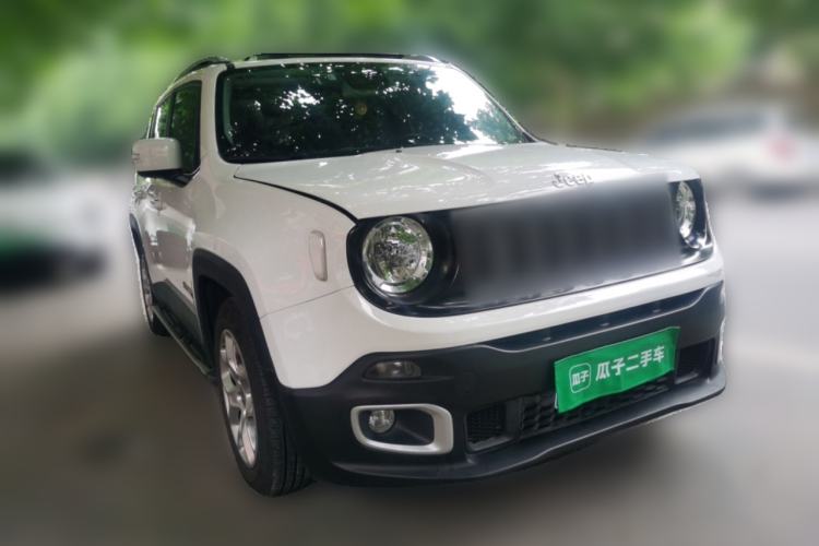 Used Jeep Renegade 2016 1.4T Automatic Jingneng Version+ Front Right 45 Deg