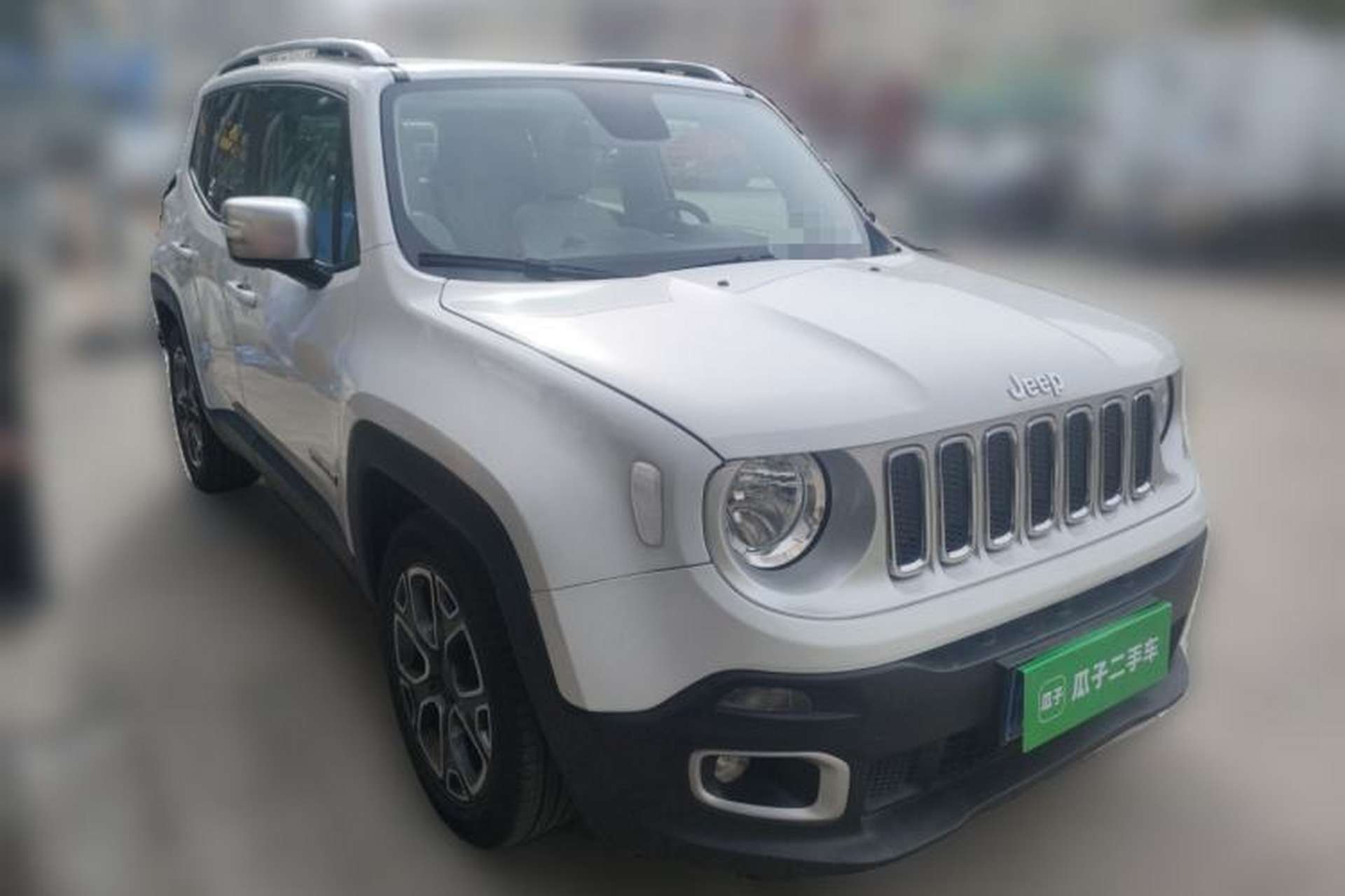 Used Jeep Renegade 2016 1.4T Automatic Smart Edition Front Right 45 Deg