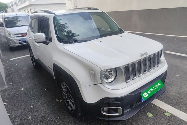 Used Jeep Renegade 2016 1.4T Automatic Smart Edition Front Right 45 Deg