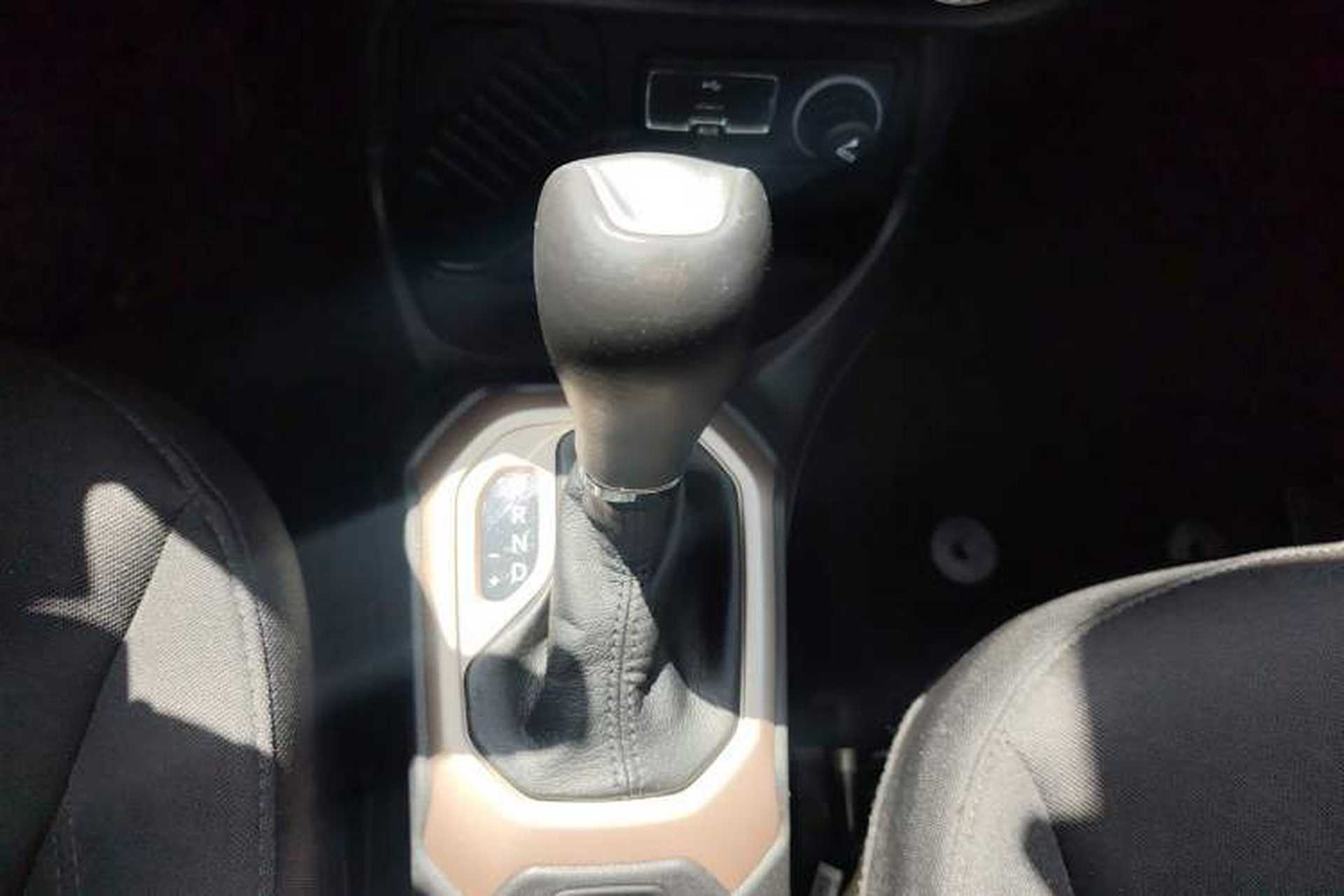 Used Jeep Renegade 2016 1.4T Automatic Jingneng Edition Gear Lever