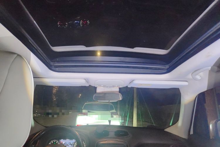 Used Jeep Renegade 2016 1.4T Automatic Smart Edition Headliner