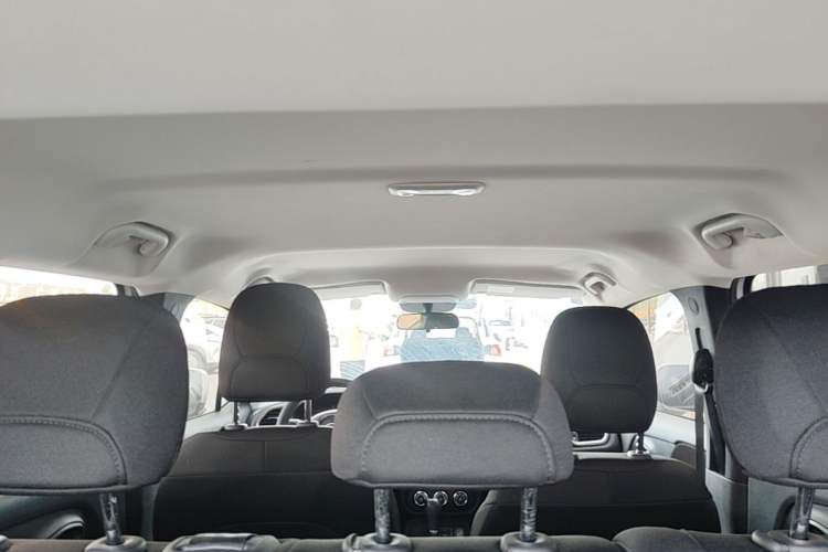 Used Jeep Renegade 2016 1.4T Automatic Kinetic Edition Headliner