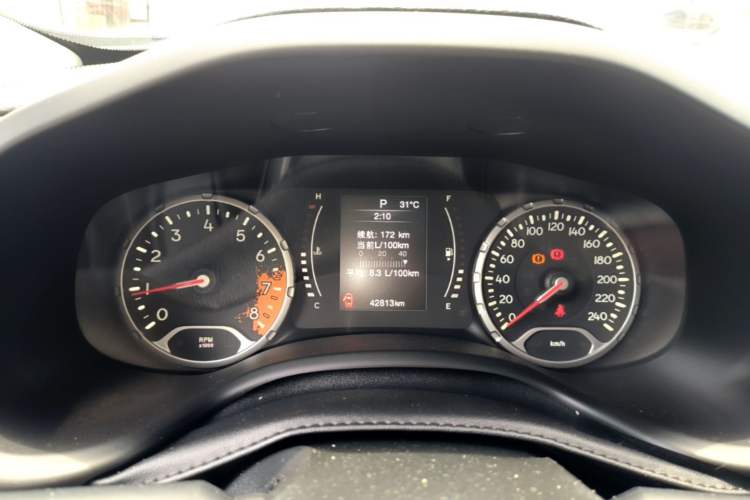 Used Jeep Renegade 2016 1.4T Automatic Kinetic Edition Instrument Cluster