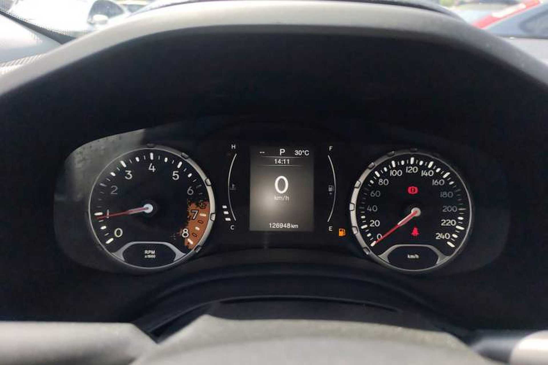 Used Jeep Renegade 2016 1.4T Automatic Jingneng Edition Instrument Cluster