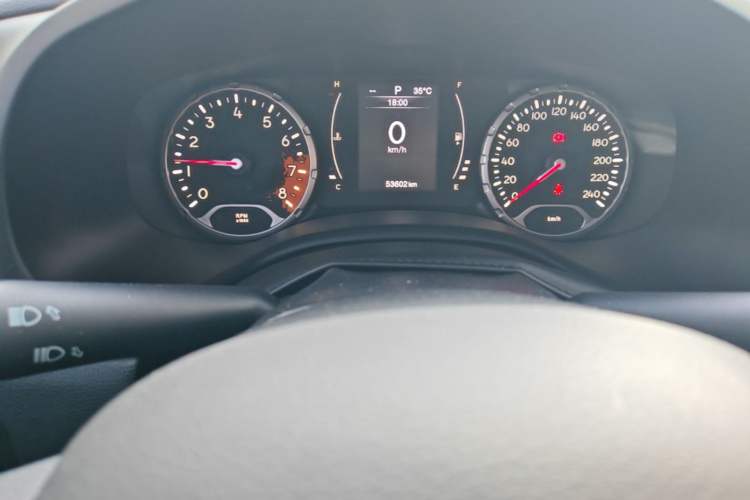 Used Jeep Renegade 2016 1.4T Automatic Jingneng Edition Instrument Cluster