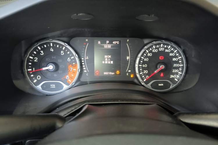 Used Jeep Renegade 2016 1.4T Automatic Jingneng Edition Instrument Cluster