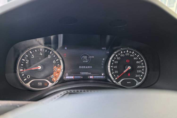 Used Jeep Renegade 2016 2.0L Automatic Four-Wheel Drive 75th Anniversary Tribute Edition Instrument Cluster