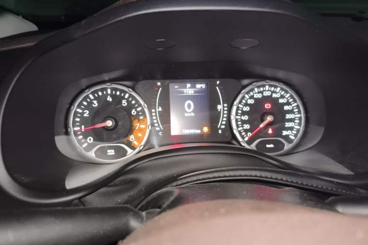 Used Jeep Renegade 2016 1.4T Automatic High-Energy Version Instrument Cluster