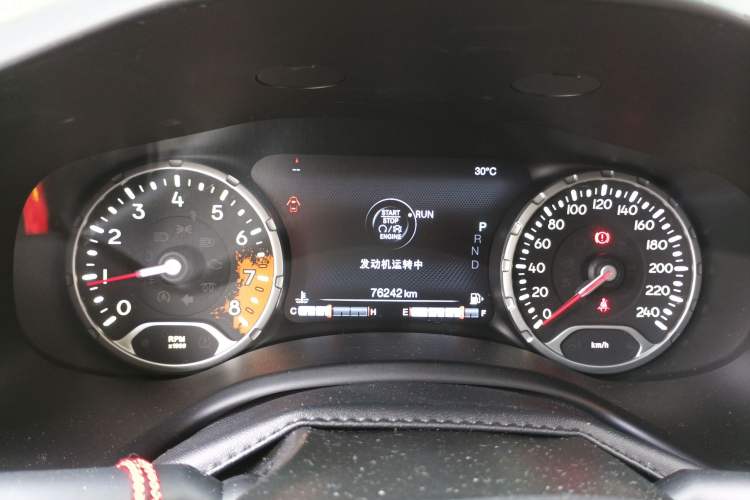 Used Jeep Renegade 2016 1.4T Automatic Jingneng Version+ Instrument Cluster