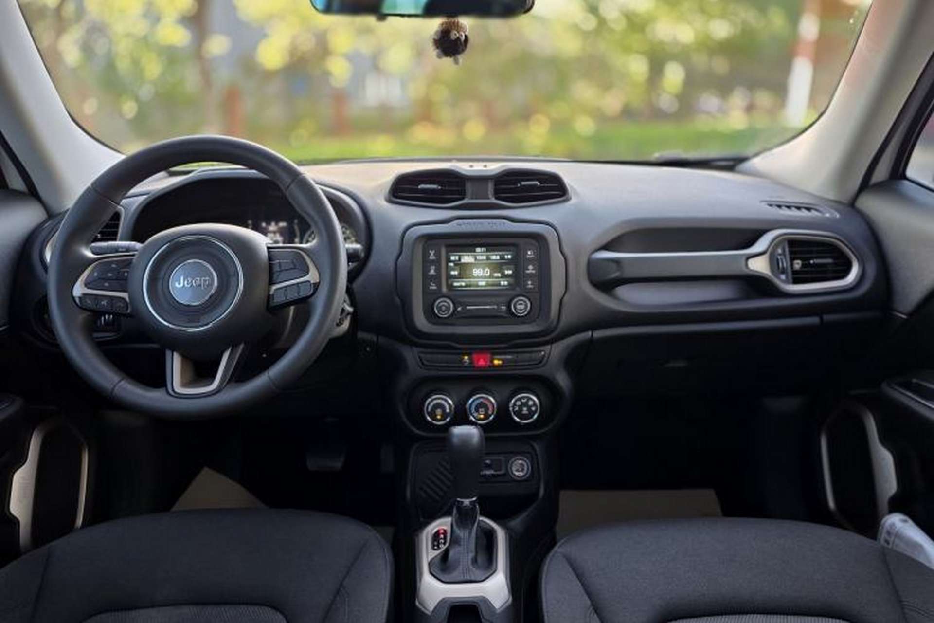 Used Jeep Renegade 2016 1.4T Automatic Jingneng Edition Interior 4