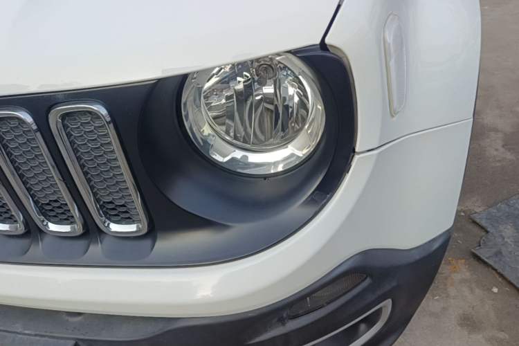 Used Jeep Renegade 2016 1.4T Automatic Jingneng Edition Left Front Headlight