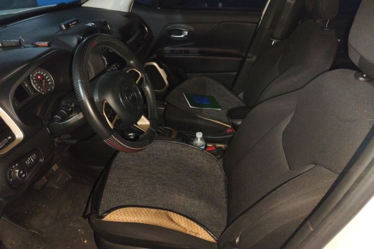 Used Jeep Renegade 2016 1.4T Automatic High-Energy Version Left Front Seat