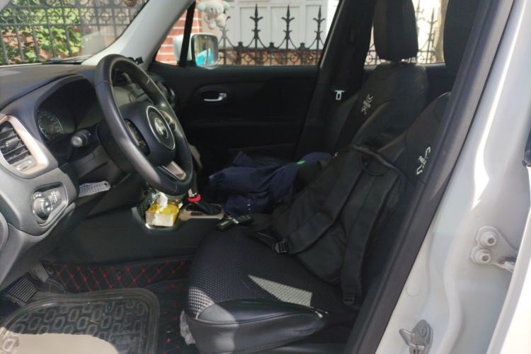 Used Jeep Renegade 2016 1.4T Automatic Jingneng Version+ Left Front Seat