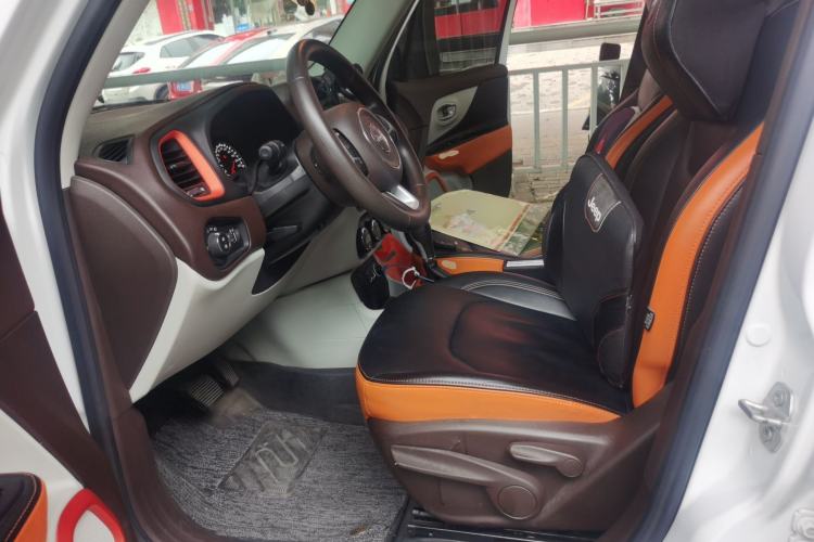 Used Jeep Renegade 2016 1.4T Automatic Jingneng Version+ Left Front Seat