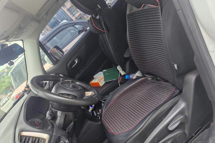 Used Jeep Renegade 2016 1.4T Automatic Jingneng Edition Left Front Seat