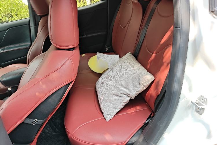 Used Jeep Renegade 2016 1.4T Manual Kinetic Edition Left Rear Seat