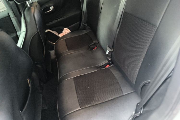 Used Jeep Renegade 2016 1.4T Automatic Jingneng Version+ Left Rear Seat