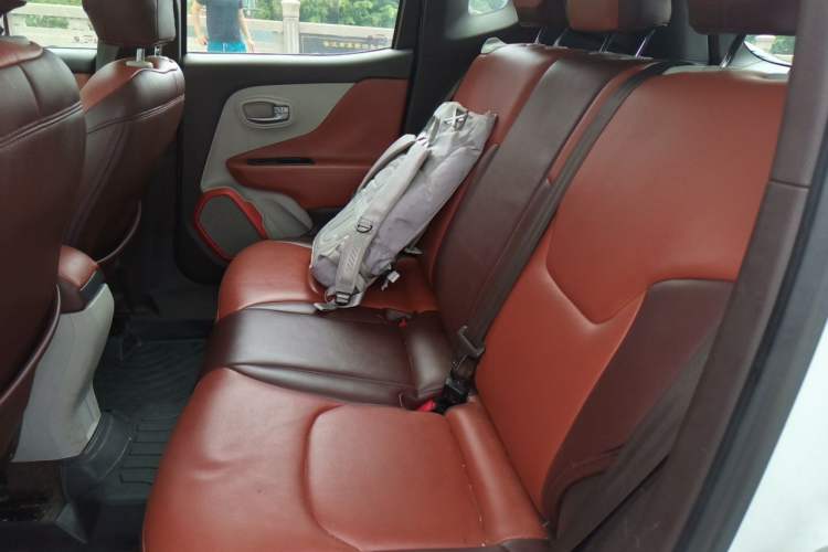 Used Jeep Renegade 2016 1.4T Automatic Jingneng Version+ Left Rear Seat