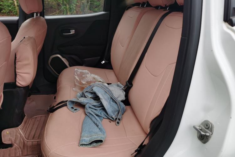 Used Jeep Renegade 2016 1.4T Automatic Kinetic Edition Left Rear Seat