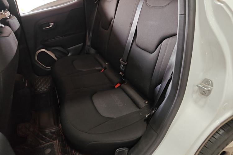 Used Jeep Renegade 2016 1.4T Automatic Kinetic Edition Left Rear Seat
